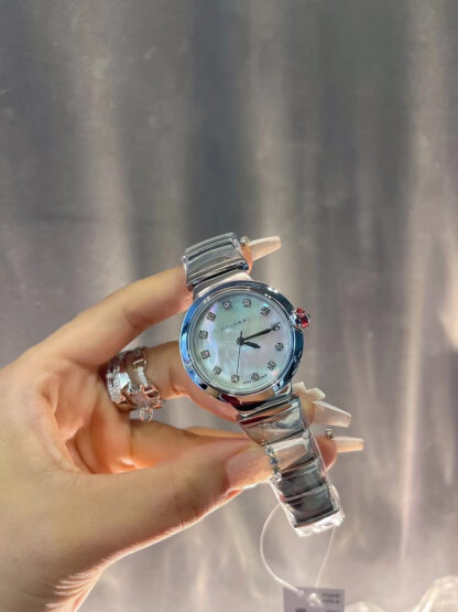 Bulgari noble, luxurious and restrained ladies watch - Image 4