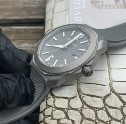 Bulgari octagonal design noble and domineering mechanical watch - Image 4