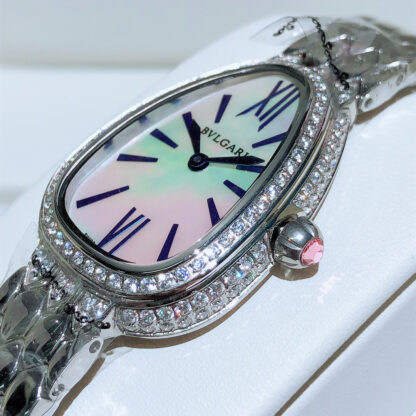 Bulgari's slim and shining classic snake shadow watch - Image 4