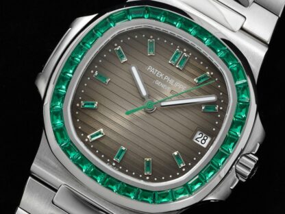 Patek Philippe Nautilus 5711 Diamond Limited Edition - Image 4