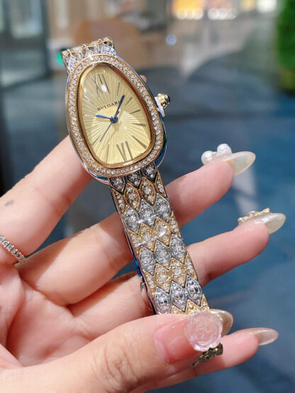 Bulgari Extraordinary Fashion Charm Snake Watch - Image 4