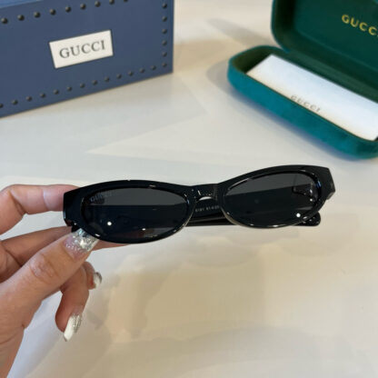 Gucci fashion sunglasses - Image 5