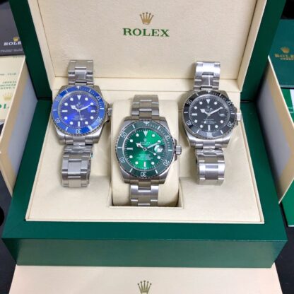 Rolex Submariner Series Green Submariner - Image 5