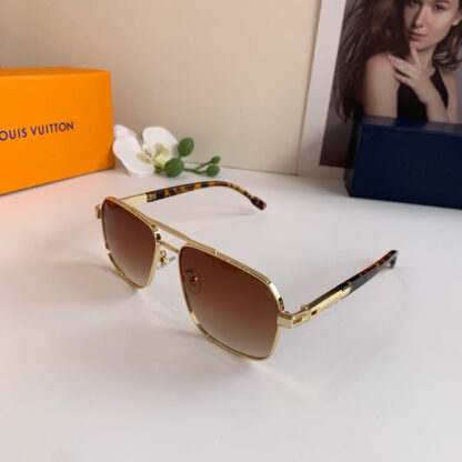 LOUIS VUITTON Fashion Sunglasses - Image 6