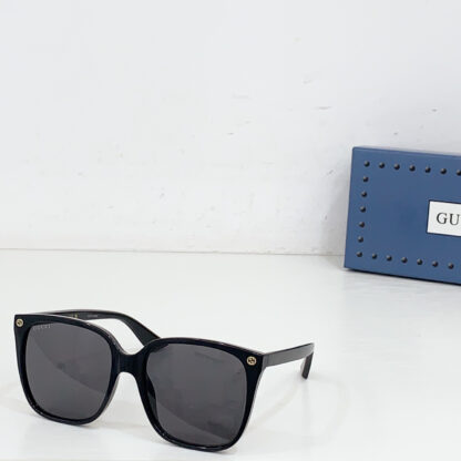 Gucci fashion sunglasses - Image 5