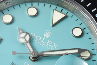 Rolex's new custom-made SUB Submariner - Image 4