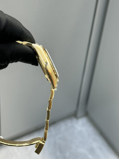 Rolex ZF Weight Green Gold Day - Image 4