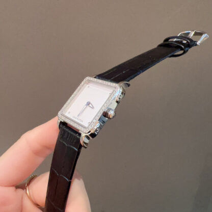 Louis Vuitton cowhide watch - Image 4