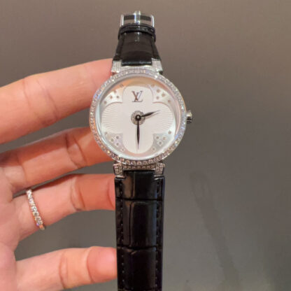 Louis Vuitton three-hand super hot watch - Image 4