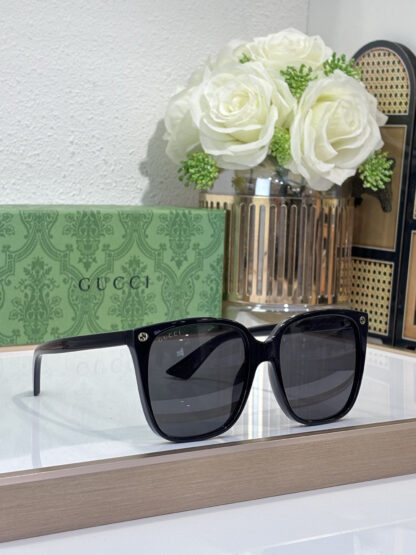 Gucci fashion sunglasses - Image 5