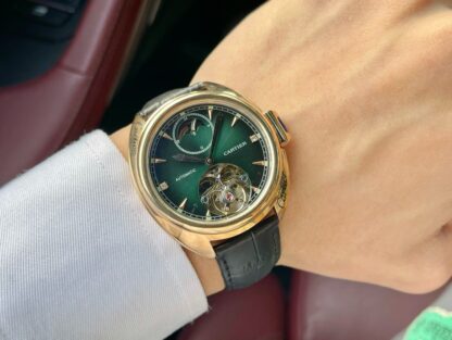Cartier noble gentleman style watch - Image 4