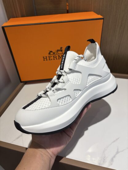Hermes white and black fashion simple casual sports shoes - Image 4