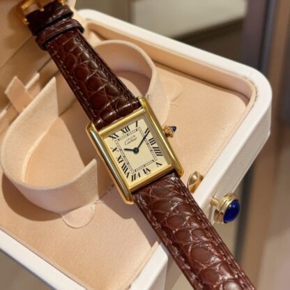 Cartier Classic Tank Series Daily Simple Watch - Image 4