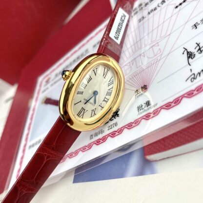 Cartier bathtub series elegant European style watch - Image 3