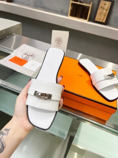 Hermès early spring new white handmade leather slippers - Image 4