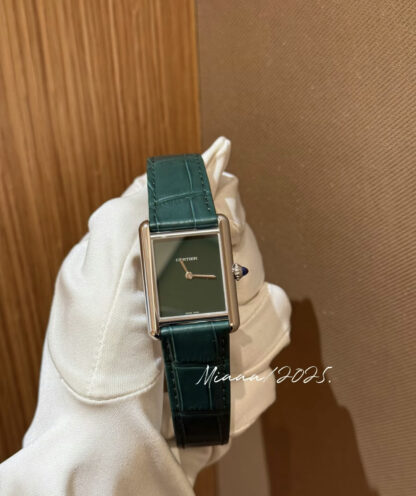 Cartier classic tank series simple and elegant watch - Image 4
