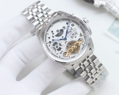 Cartier Elegant Style Charm Mechanical Watch - Image 4