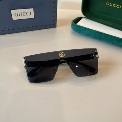 Gucci fashion sunglasses - Image 4