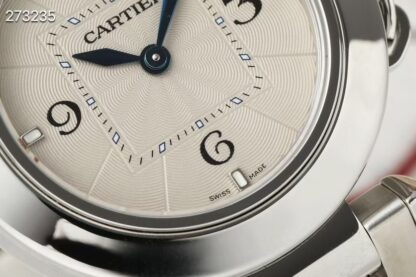 Cartier exquisite Pasha series watch - Image 4