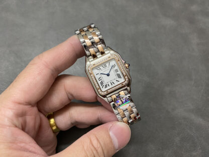 Cartier Cheetah Square Classic Elegant Watch - Image 4