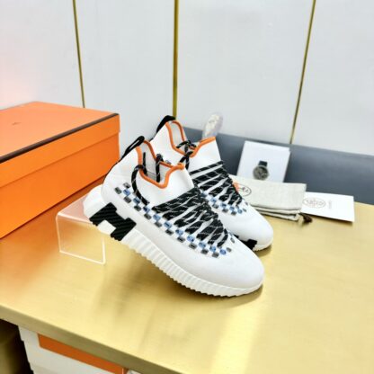 Hermès Spring and Summer Classic Couples British Style White, Black and Orange Colorblock Sports Casual Shoes - Image 4