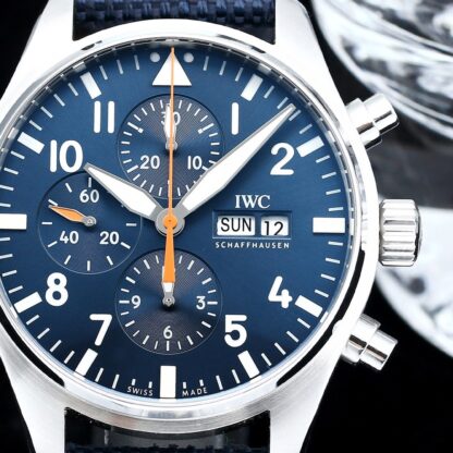IWC Pilot's Watch Series iw378003 - Image 4