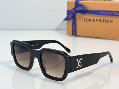 LOUIS VUITTON Fashion Sunglasses - Image 5