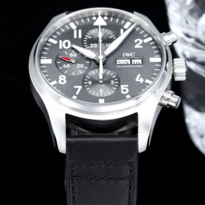 IWC Pilot's Watch Series iw378003 - Image 4
