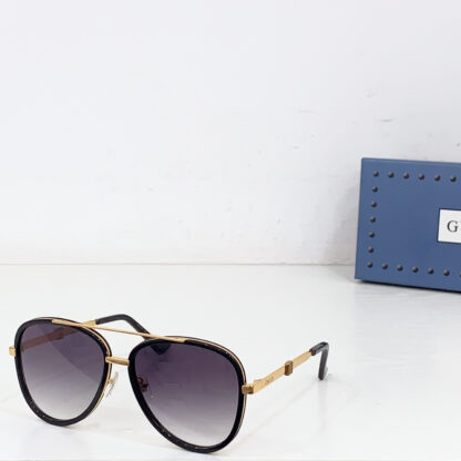 Gucci fashion sunglasses - Image 4