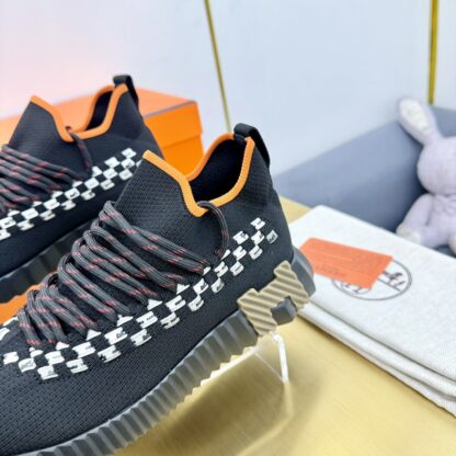 Hermès Spring and Summer Black, Gray and Orange Colorblock Couple Classic Sports Casual Shoes - Image 4
