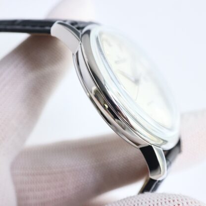 Jaeger-LeCoultre Master Ultra-Thin Series Watch - Image 4