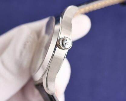 Jaeger-LeCoultre Master Ultra-Thin Series Watch - Image 4