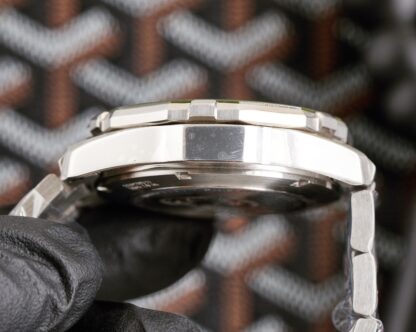 TAGHeuer Aquaracer with Tortoise Shell Pattern Bezel - Image 4