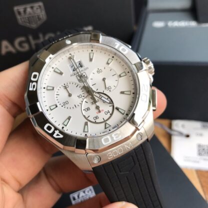 TAGHeuer Aquaracer Series Quartz Chronograph Men's Watch - Image 2