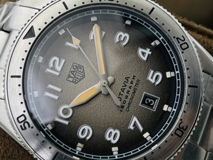 TAGHeuer vintage style mechanical watch - Image 4