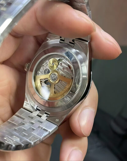 Rolex's brand-new Land-Dweller - Image 3