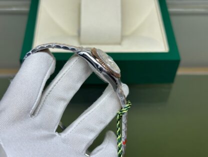Rolex Log 28mm - Image 4