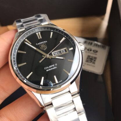 TAGHeuer Carrera Series Double Calendar Watch - Image 4