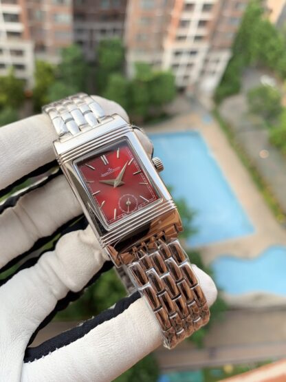 Jaeger-LeCoultre Classic Reverso Luxury Women's Watch - Image 4