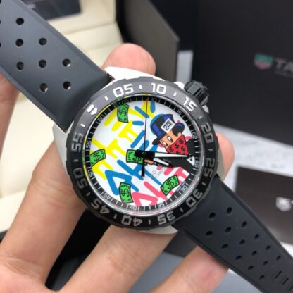 TAGHeuer Unisex Quartz Watch - Image 3