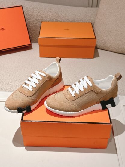 Hermes classic couple style apricot color comfortable casual sports dad shoes - Image 4