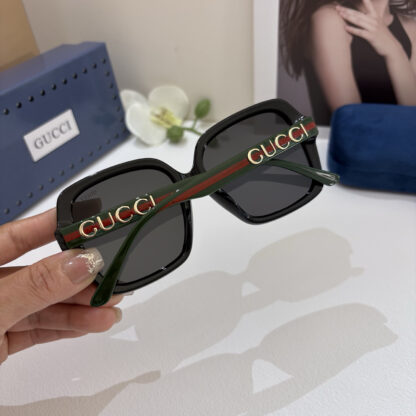 Gucci fashion sunglasses - Image 4