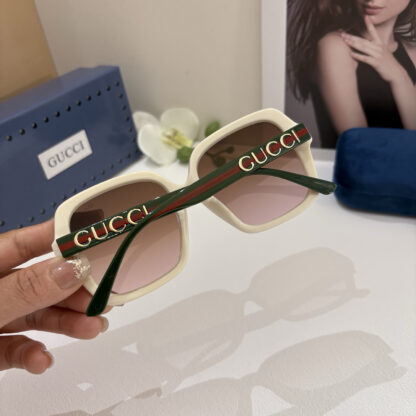 Gucci fashion sunglasses - Image 3