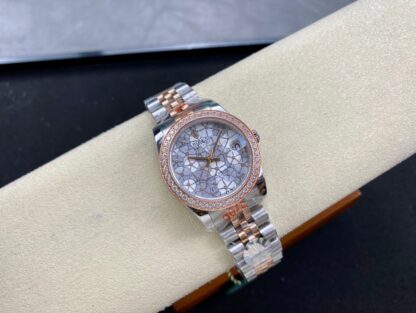 Rolex women's model with single calendar and chronograph, 31mm diameter - Image 4