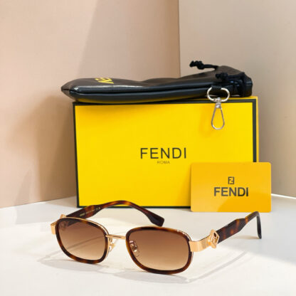 FENDI fashion trend sunglasses - Image 5