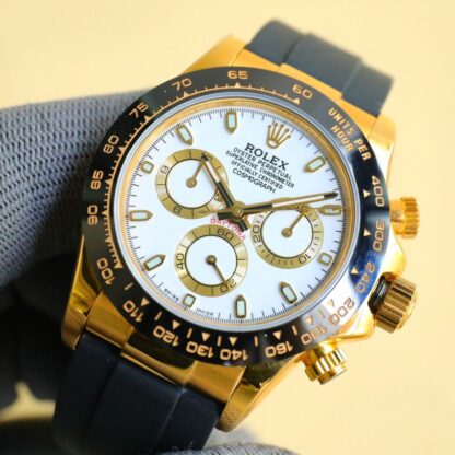 Rolex's top-level 7750 caliber Chronograph Daytona - Image 4