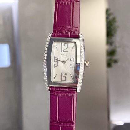 Piaget bucket-shaped luxury fashion watch - Image 4
