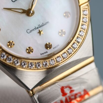 Omega women's Constellation series 28mm quartz wristwatch - Image 4