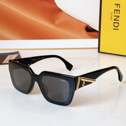 FENDI fashion trend sunglasses - Image 5