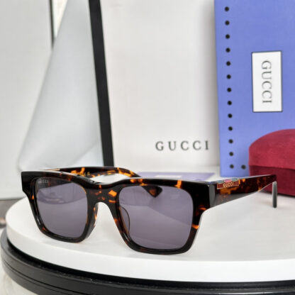 Gucci fashion sunglasses - Image 4